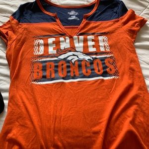 Women’s Denver Broncos Shirt - M